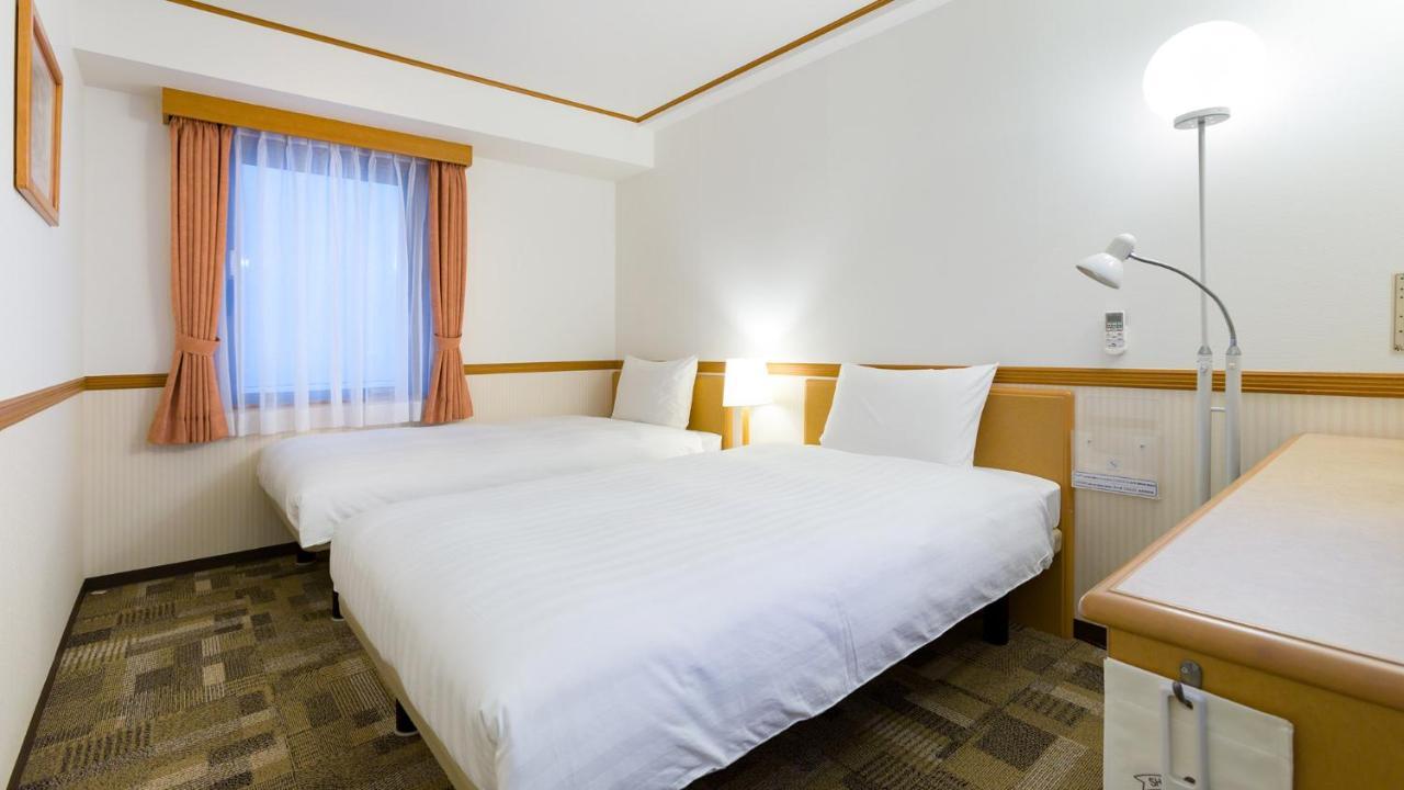 Toyoko Inn Utsunomiya Ekimae No 1 Exterior foto