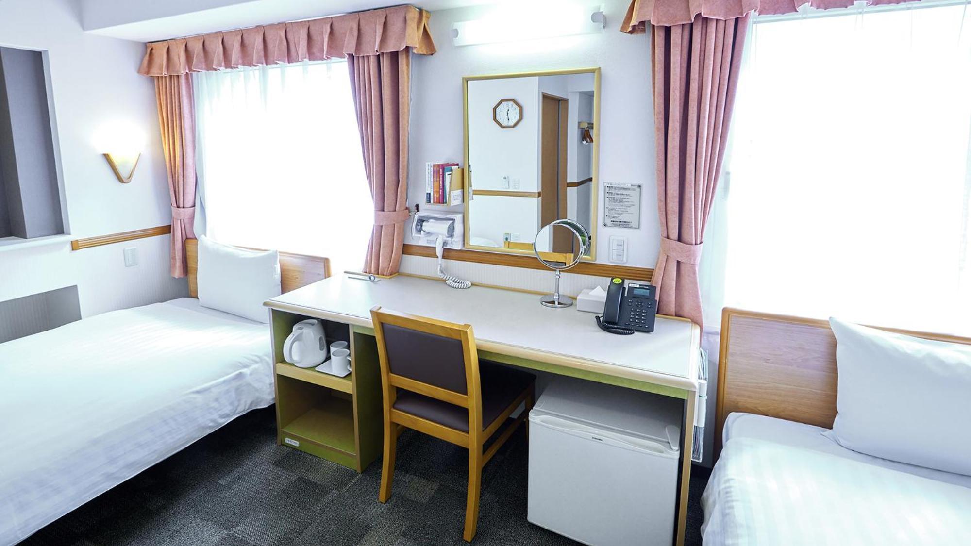 Toyoko Inn Utsunomiya Ekimae No 1 Quarto foto